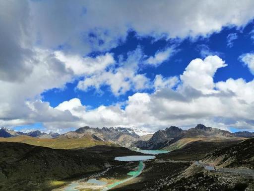 云上之巔，終遇雪山，麥芒在路上：香格里拉環(huán)線騎行