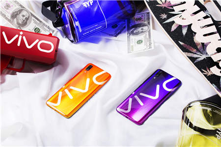 vivo LOGO PHONE新潮登場(chǎng) 展現(xiàn)別樣自我