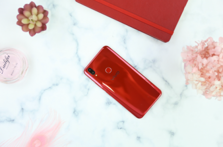 vivo Z1青春版上手體驗：時尚外觀，旗艦實力