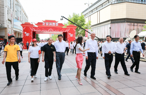 店長李成鋼：國美積極助力北京消費季