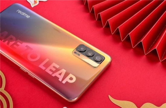 京東618千元機精選：realme 真我V15火熱來襲，低至1199元起！