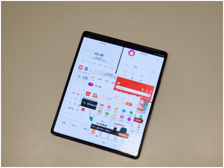 折疊屏并非可折疊的大屏手機(jī)？看完三星、華為和小米后找到答案