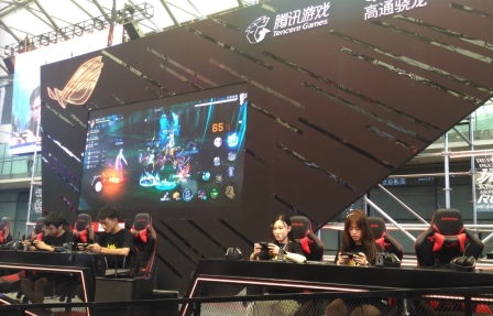 盛大陣容無處不在 華碩ROG電競(jìng)路由閃耀ChinaJoy2019