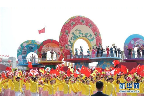 長安街上的中國屏 利亞德向祖國70華誕獻(xiàn)禮