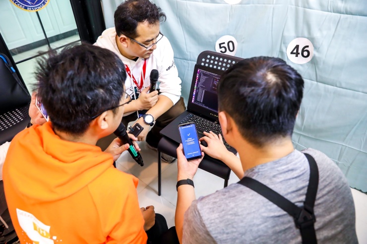 黃健翔秒“變”伊萬(wàn)卡，GeekPwn2019再曝AI漏洞