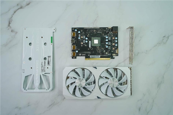 四年之約不負等待,耕升 GeForce RTX 4060 踏雪+DLSS 3實現(xiàn)百幀玩光追